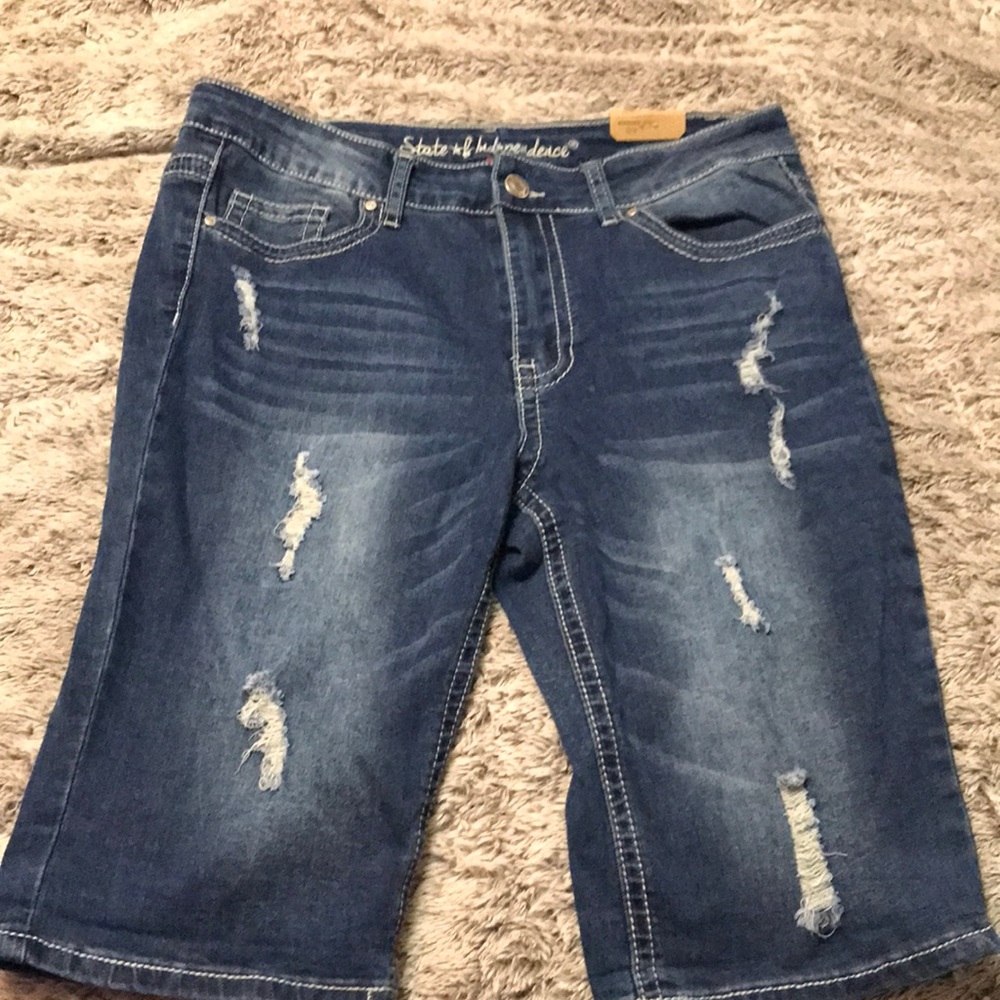 State of independence Bermuda length stretch denim